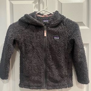 Patagonia fleece hoodie sweatshirt jacket kids 5-6